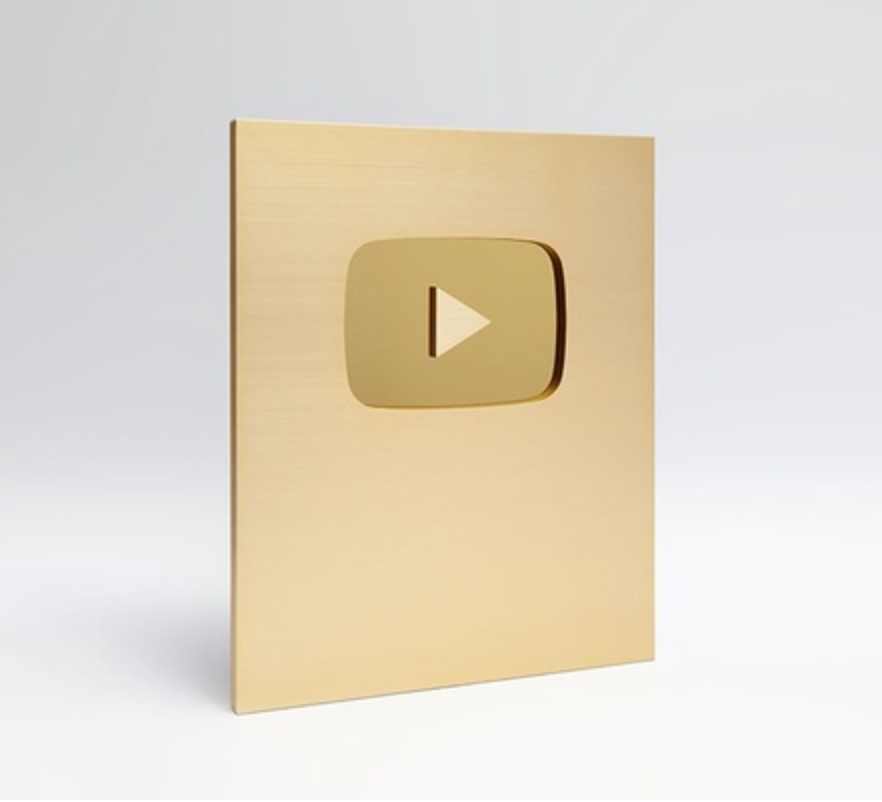 Custom Gold YouTube Play Button Award (Replica / Personalised)